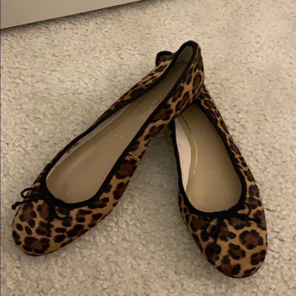Never worn chetta ballet flats